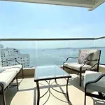 Espectacular apartamento con vista al mar