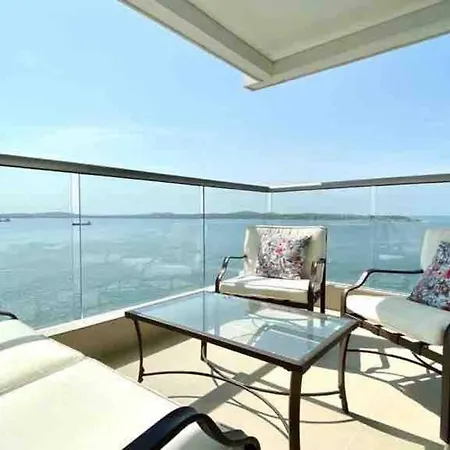 Espectacular Apartamento Con Vista Al Mar